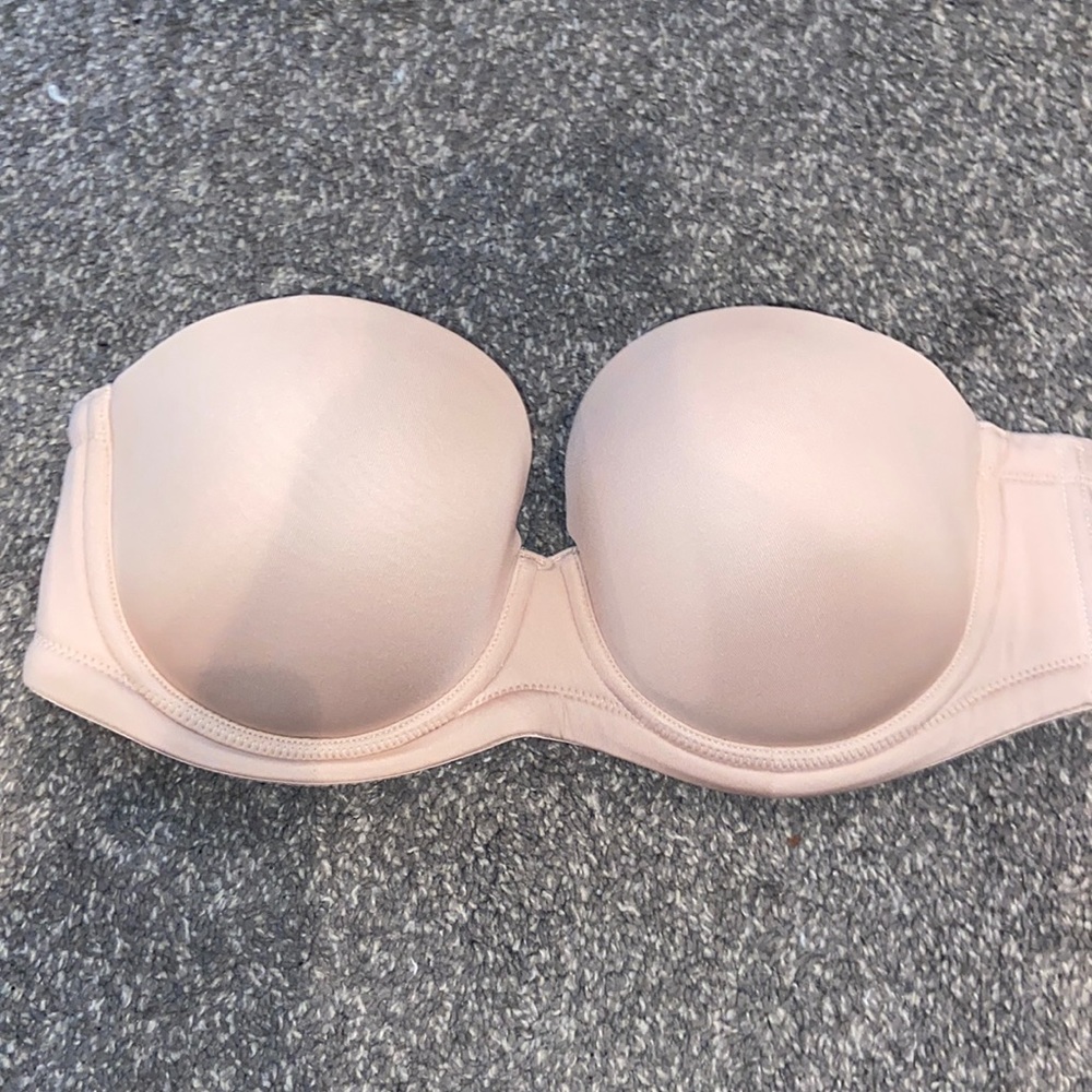 Wacoal Nude Strapless Bra Size 32DD